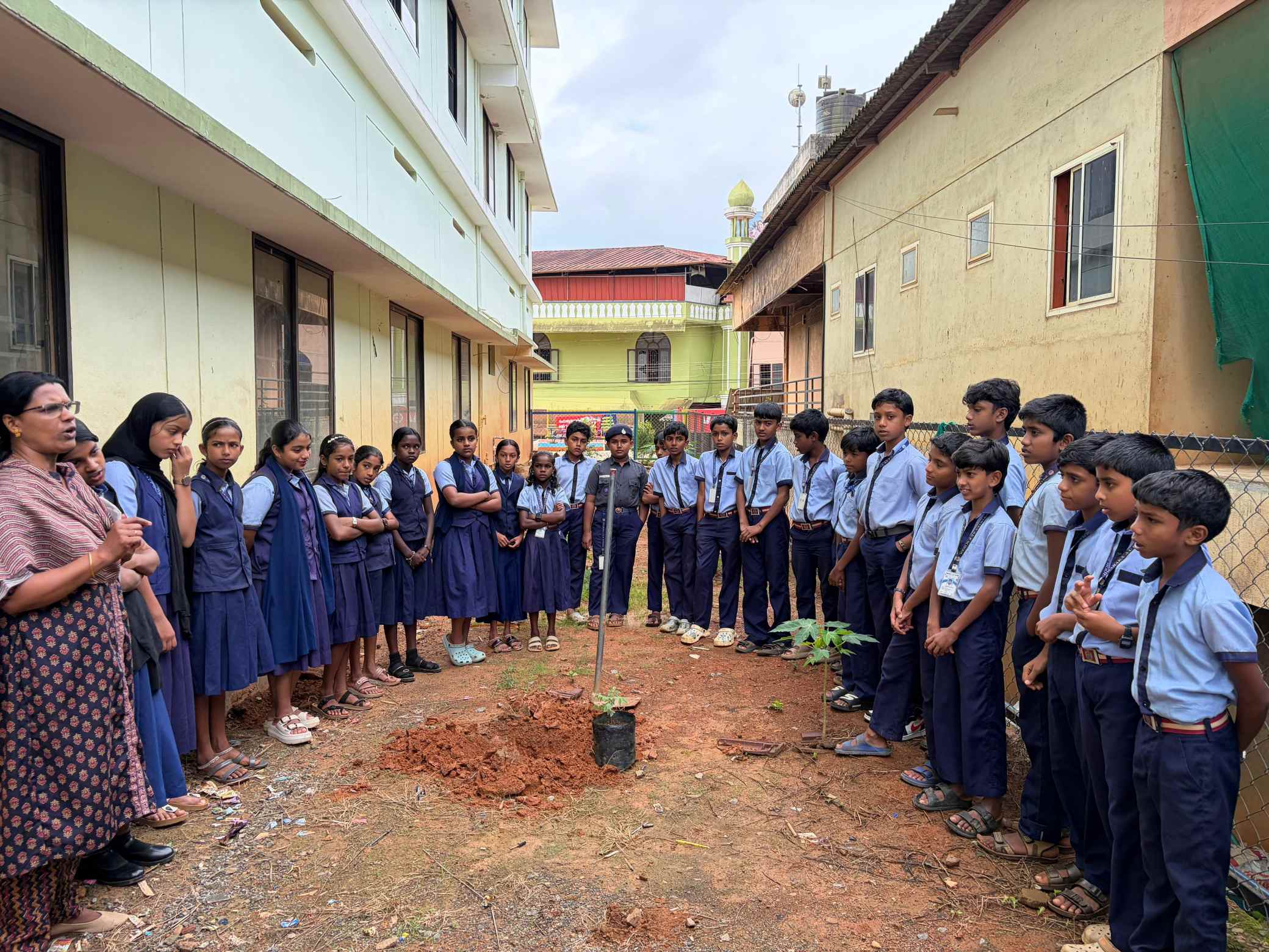 DWARAKA AUP SCHOOL NALLOORNAD